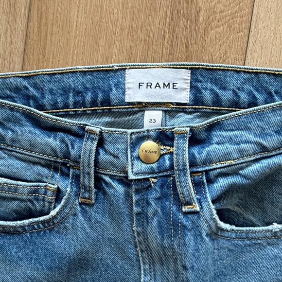 FRAME straight leg jeans - size 23 - Picture 3 of 3